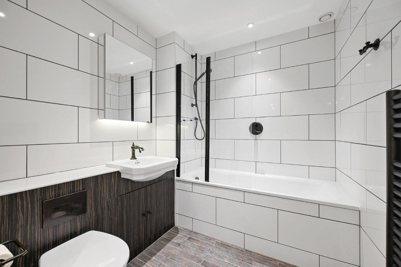 Modern And Chic Apartments At Ferrum Near Wembley Park Лондон Екстериор снимка