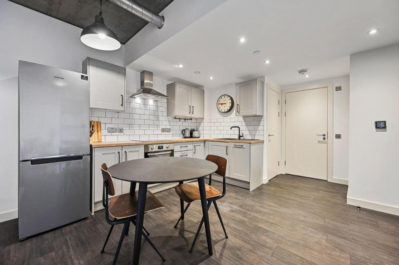 Modern And Chic Apartments At Ferrum Near Wembley Park Лондон Екстериор снимка