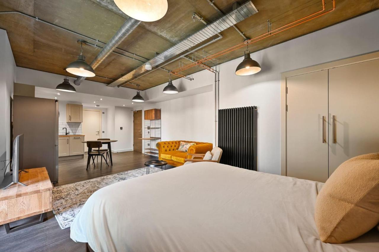 Modern And Chic Apartments At Ferrum Near Wembley Park Лондон Екстериор снимка